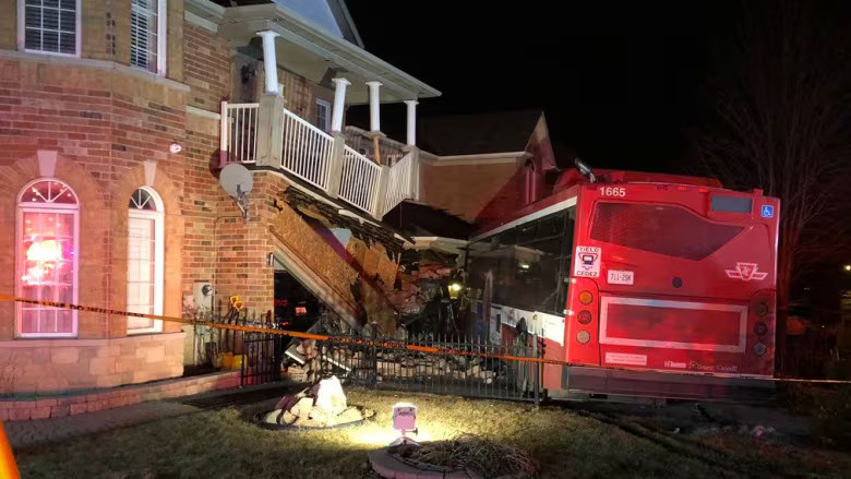 Orion VII NG Crashes into Home